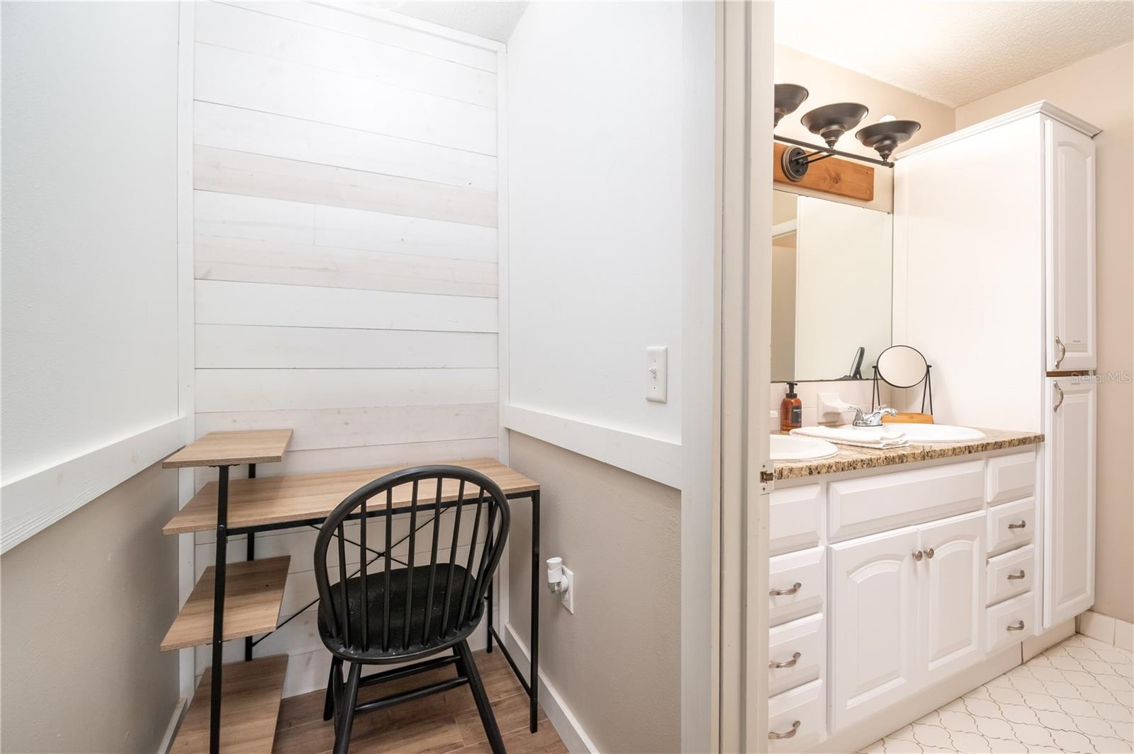 Image 40 of 49 For 2135 8th Street