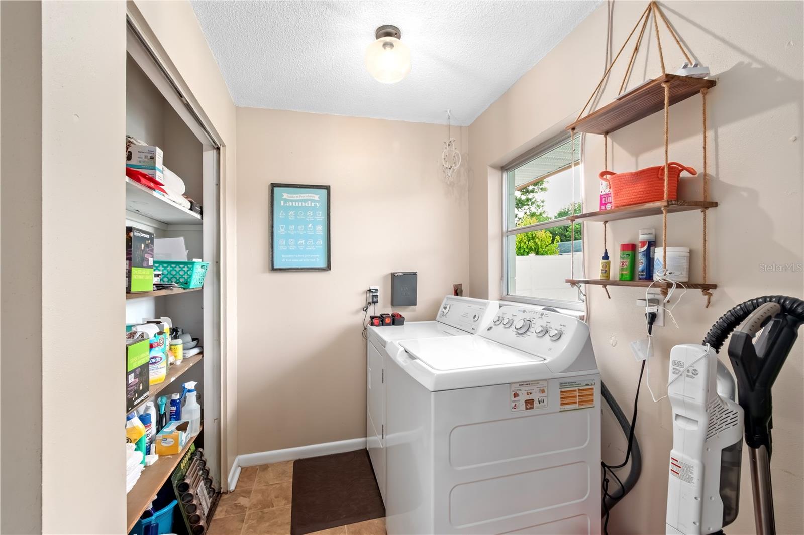 Image 42 of 49 For 2135 8th Street