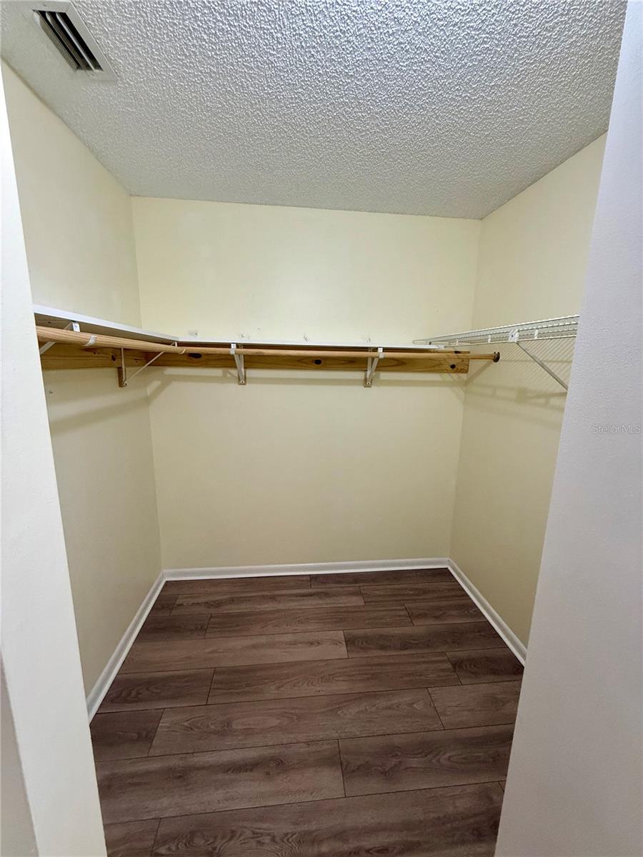 Image 13 of 27 For 10948 83rd Avenue