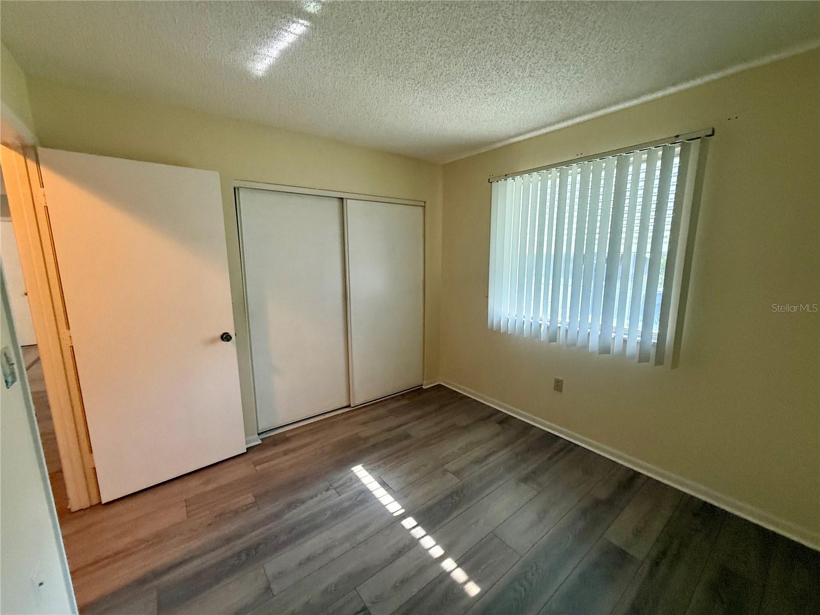 Image 14 of 27 For 10948 83rd Avenue