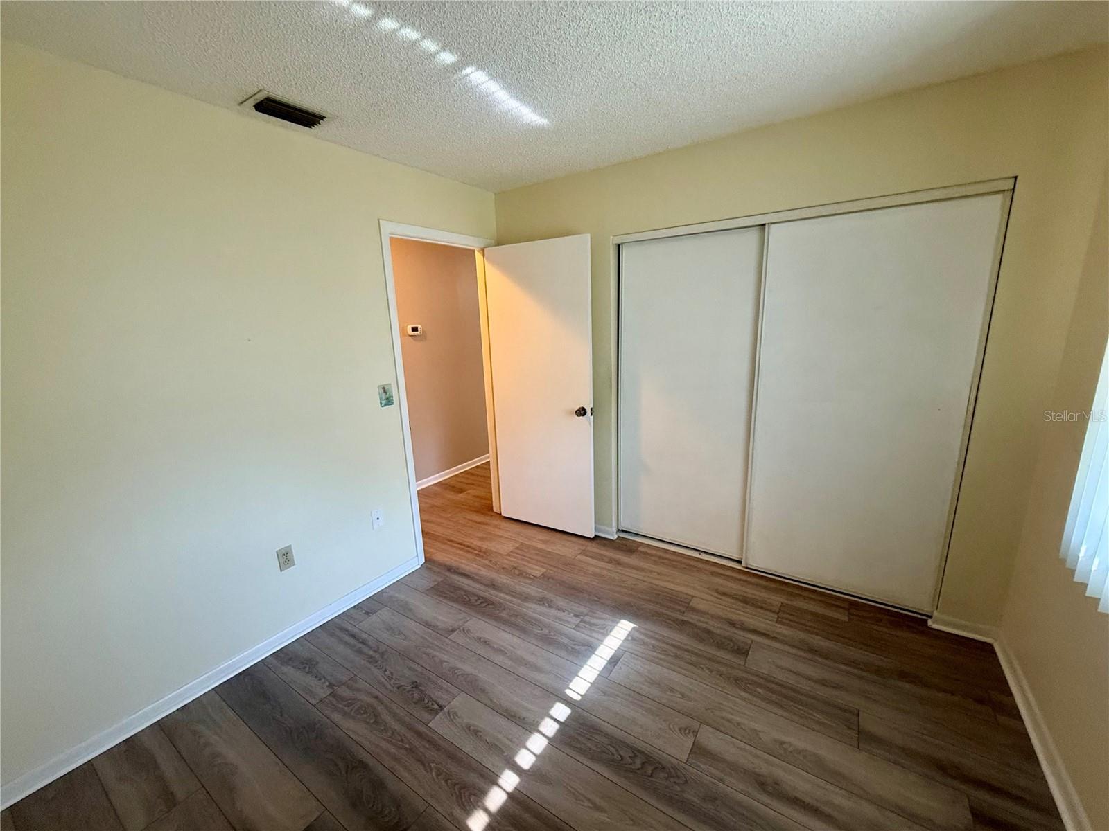 Image 16 of 27 For 10948 83rd Avenue