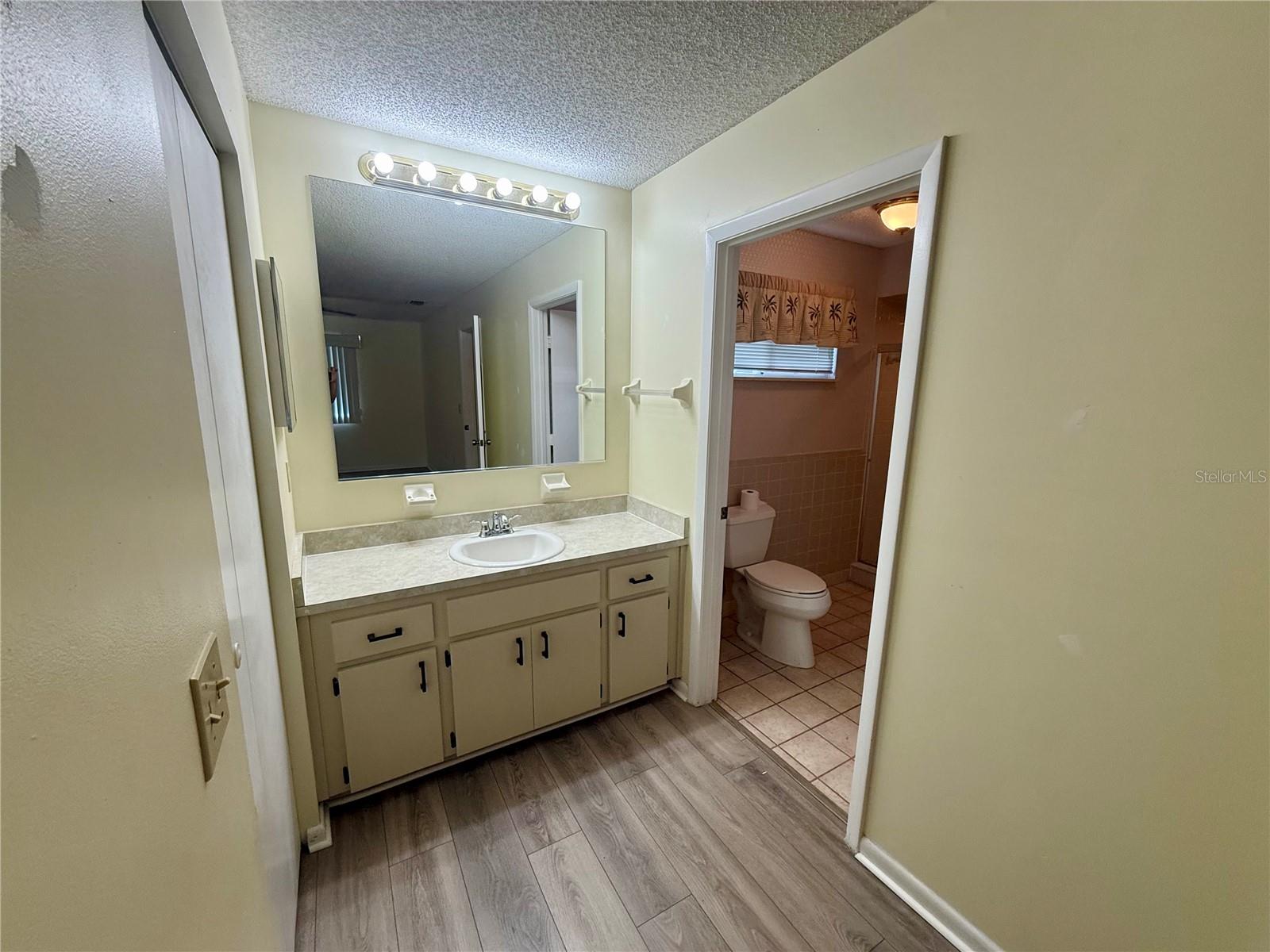Image 8 of 27 For 10948 83rd Avenue