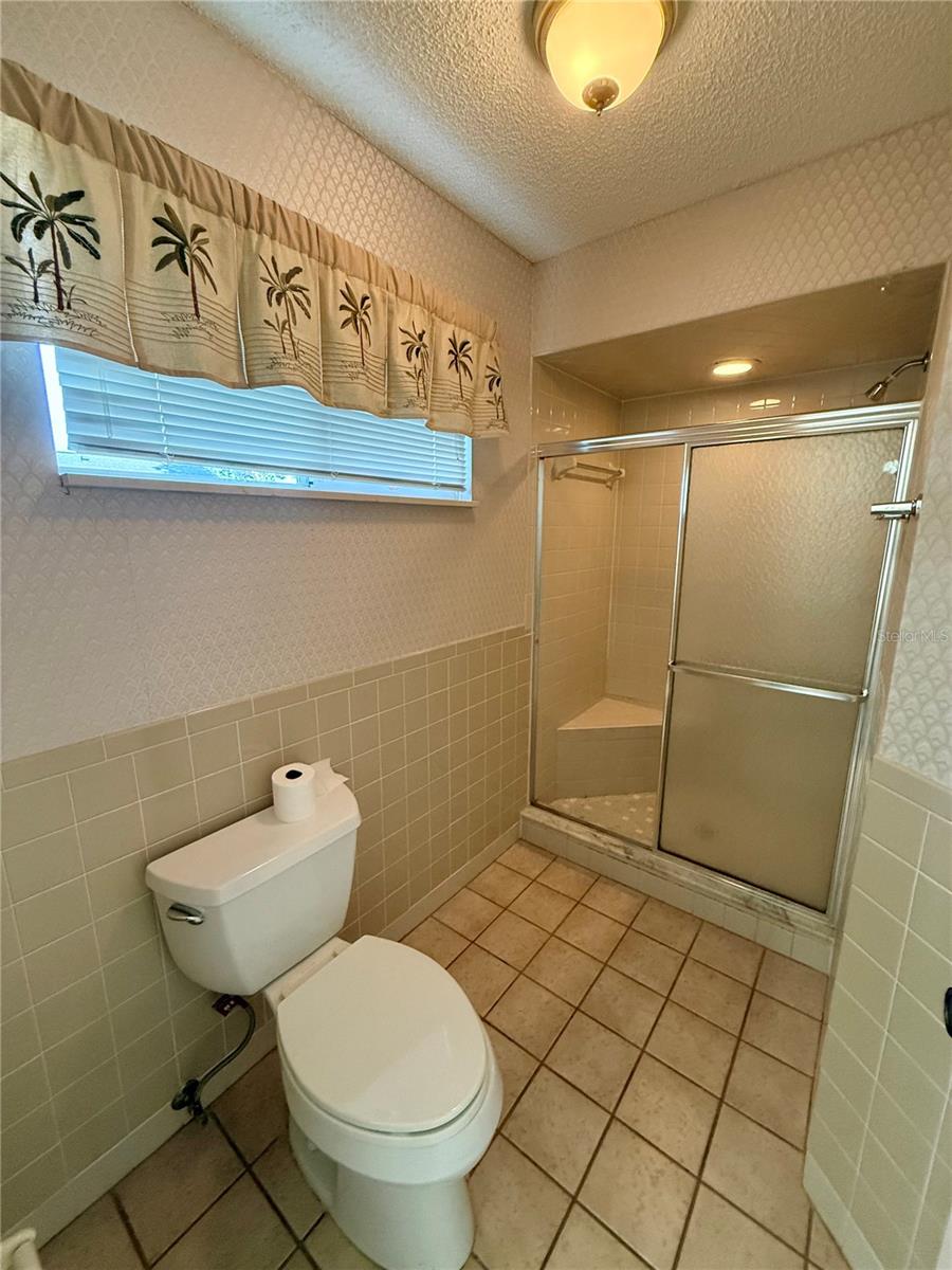 Image 9 of 27 For 10948 83rd Avenue