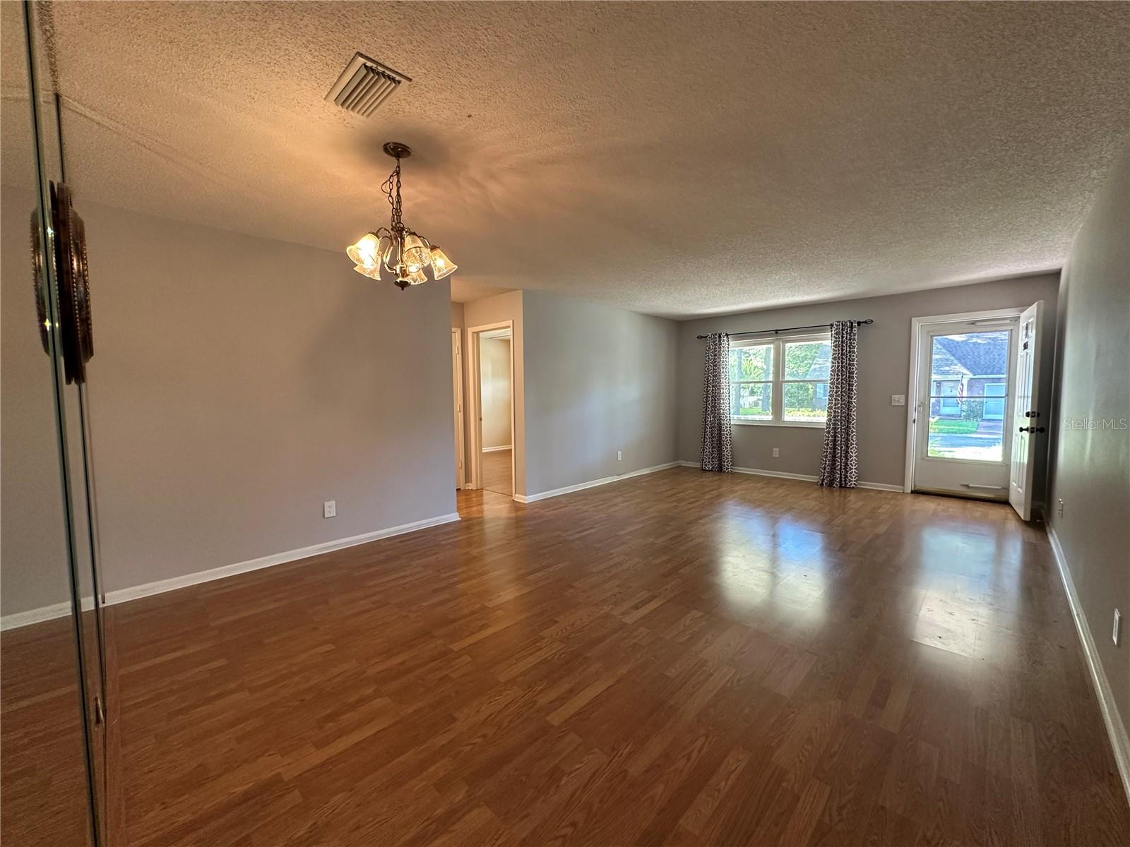 Image 5 of 81 For 9065 82nd Terrace D