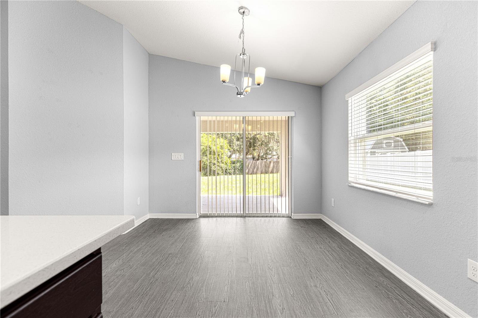 Image 15 of 39 For 8905 51st Avenue