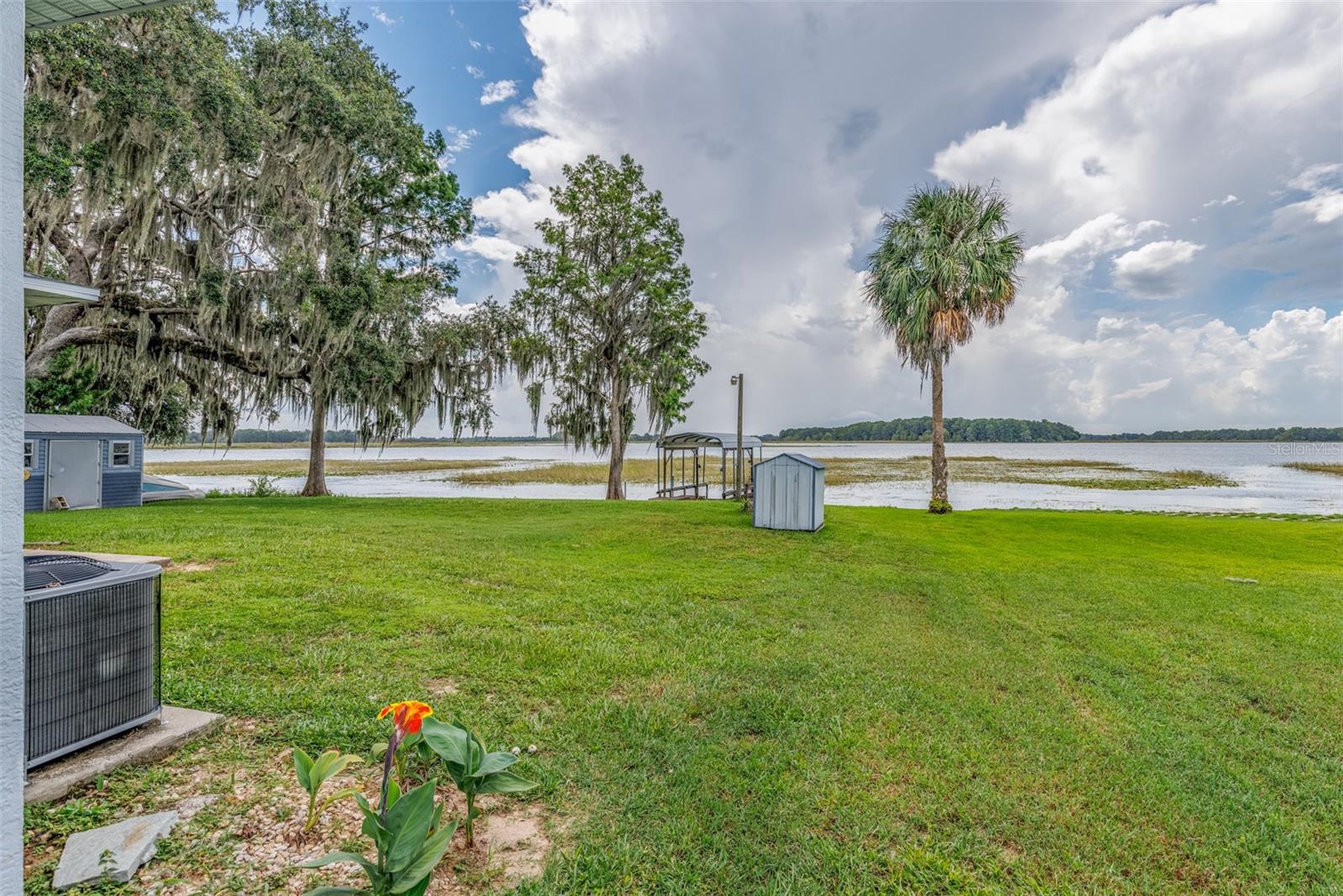 Image 24 of 50 For 2453 Lakefront Drive