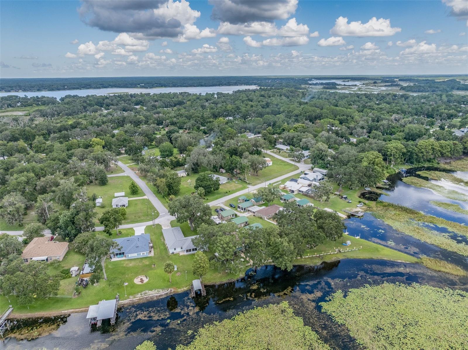 Image 43 of 50 For 2453 Lakefront Drive