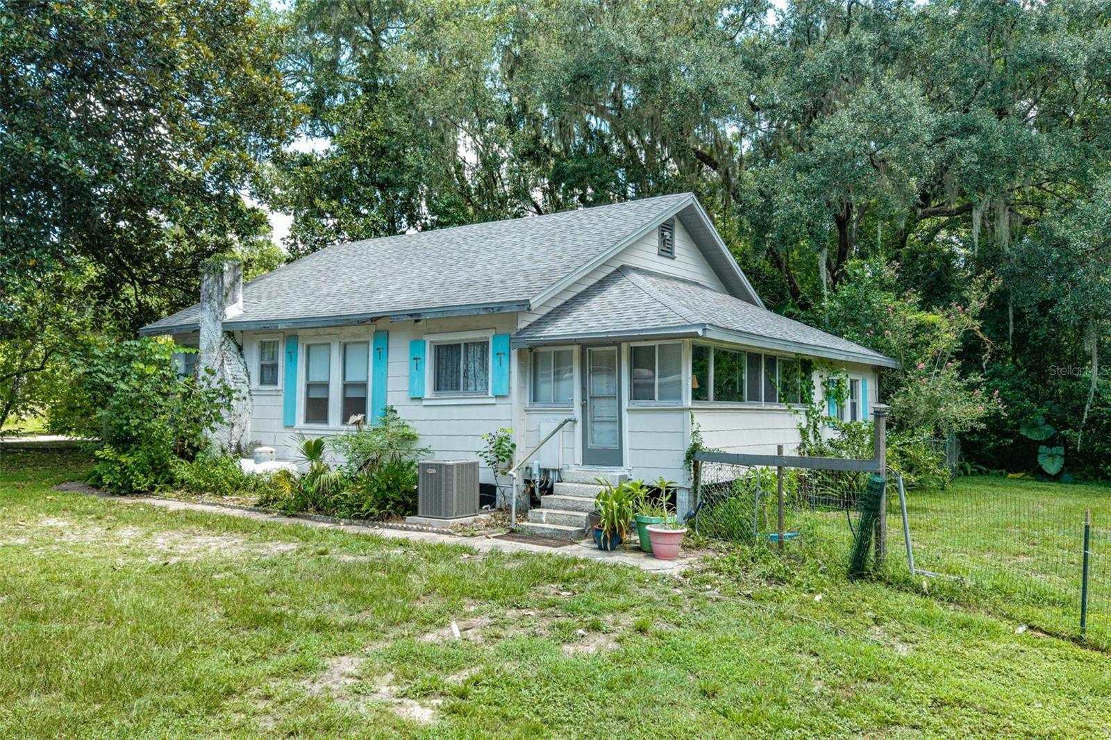Image 6 of 44 For 8460 Magnolia Street