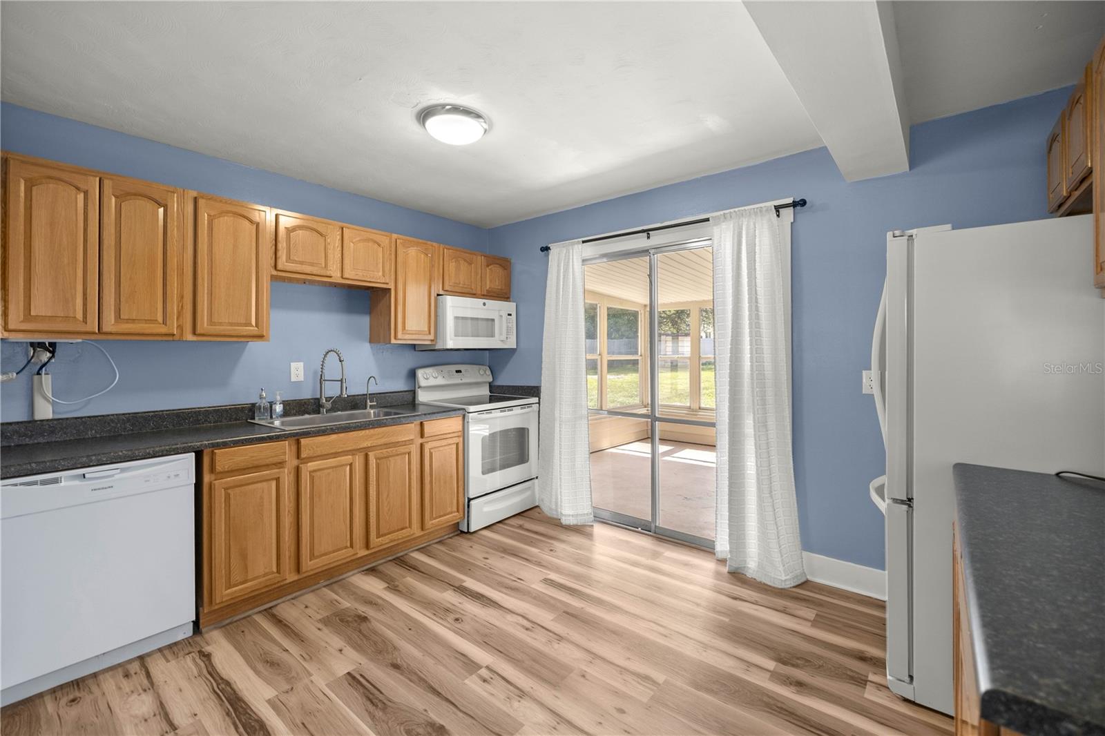 Image 10 of 32 For 3708 25th Avenue