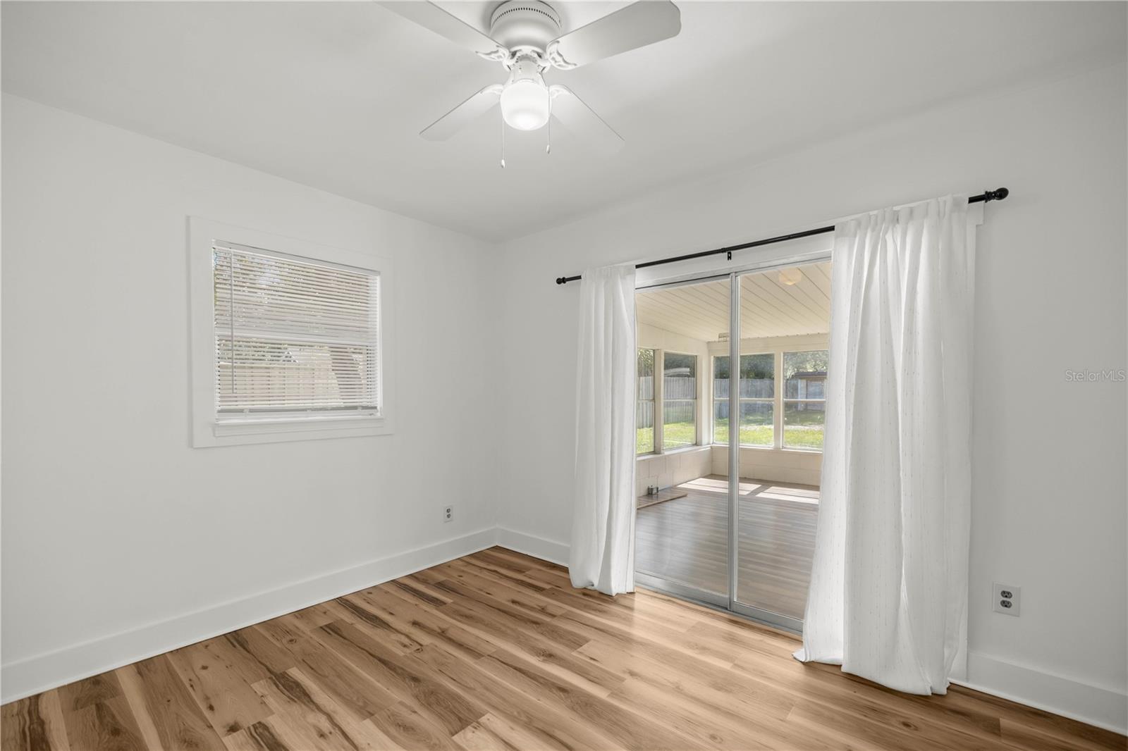 Image 12 of 32 For 3708 25th Avenue