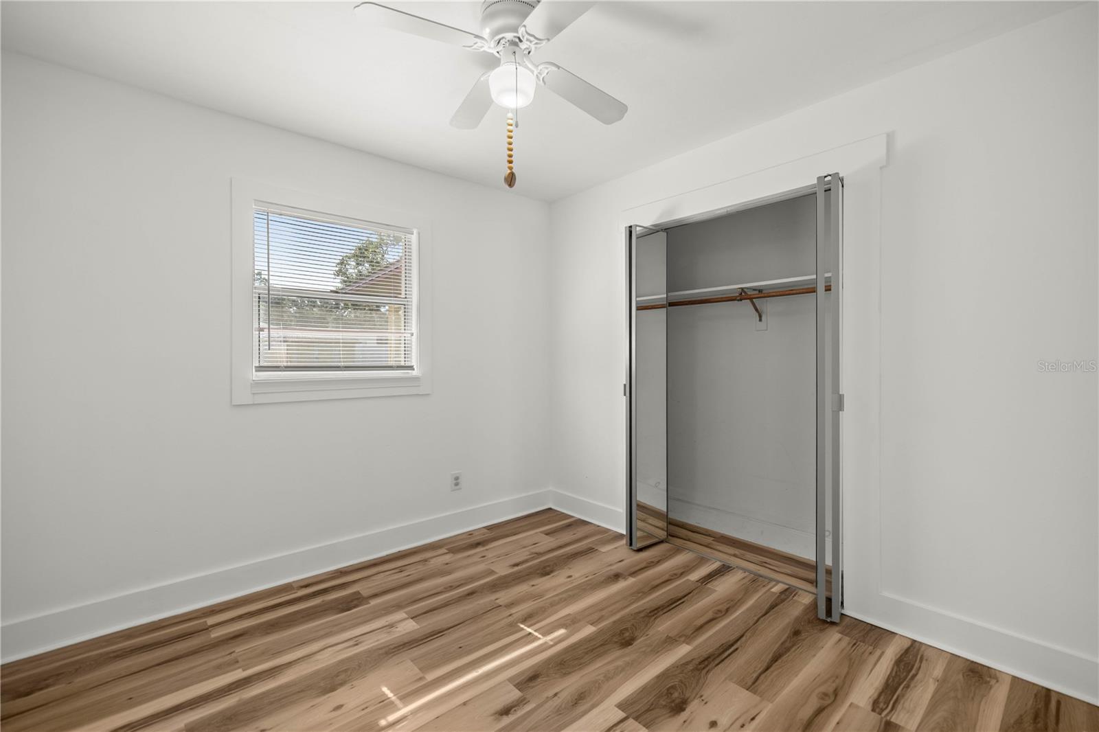 Image 13 of 32 For 3708 25th Avenue