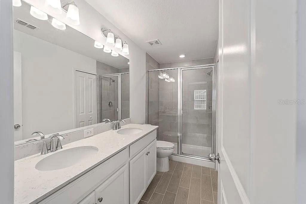 Image 13 of 19 For 3409 Sw 34th Avenue Cir Unit 8