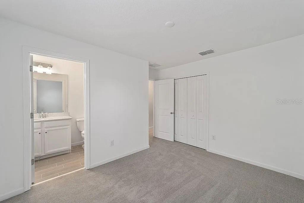 Image 16 of 19 For 3409 Sw 34th Avenue Cir Unit 8