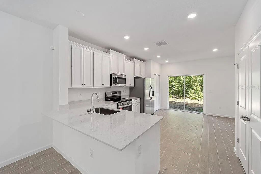 Image 8 of 19 For 3409 Sw 34th Avenue Cir Unit 8