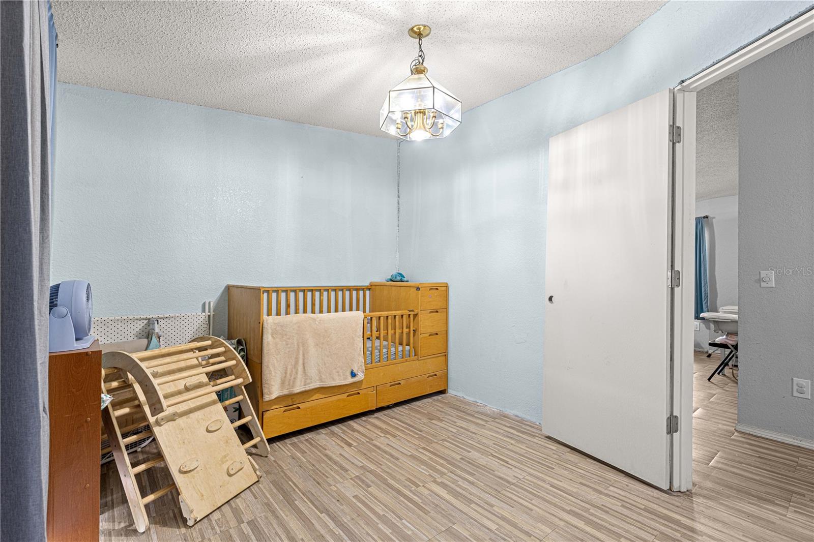 Image 29 of 47 For 16410 119th Street