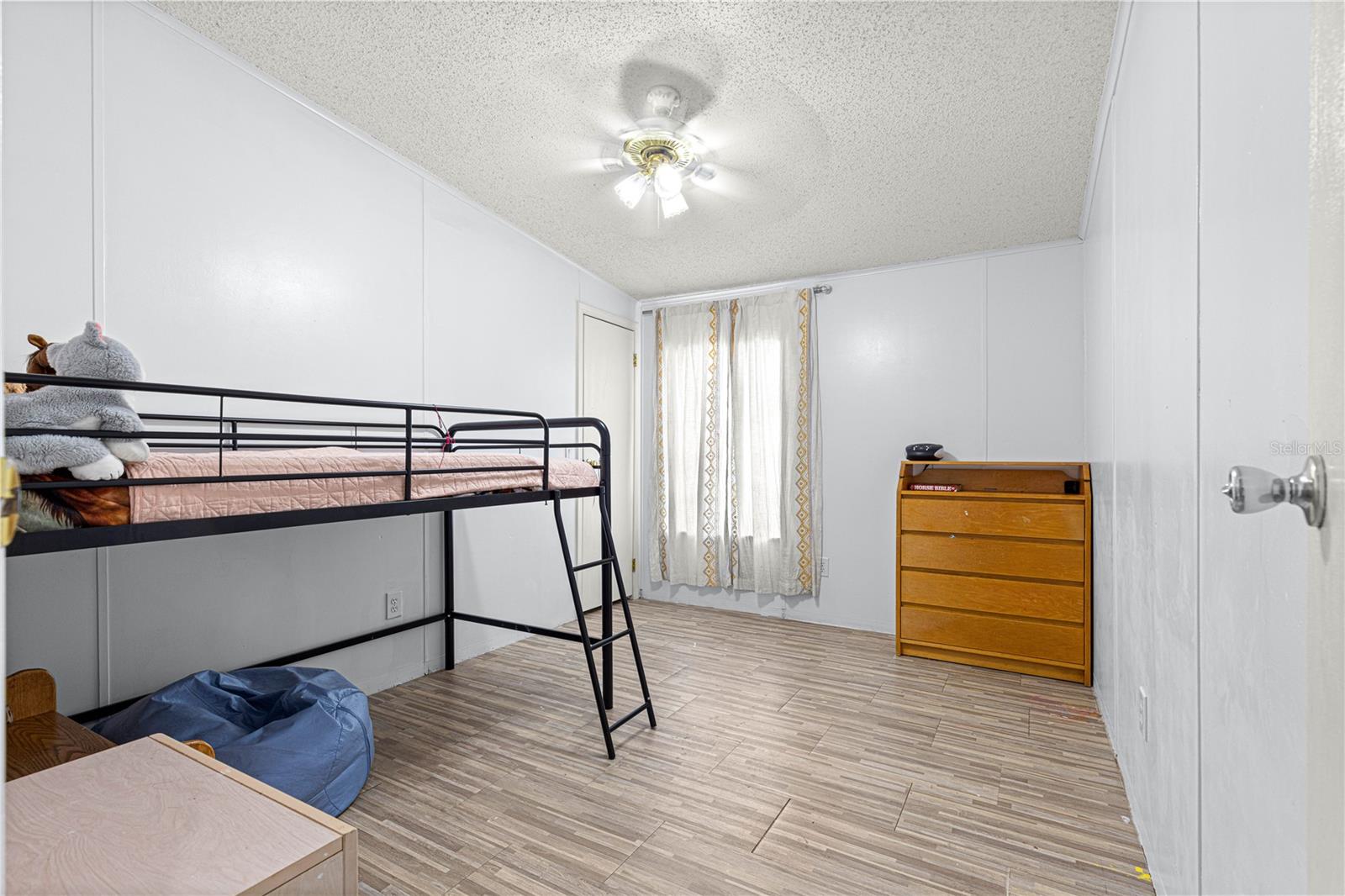Image 30 of 47 For 16410 119th Street