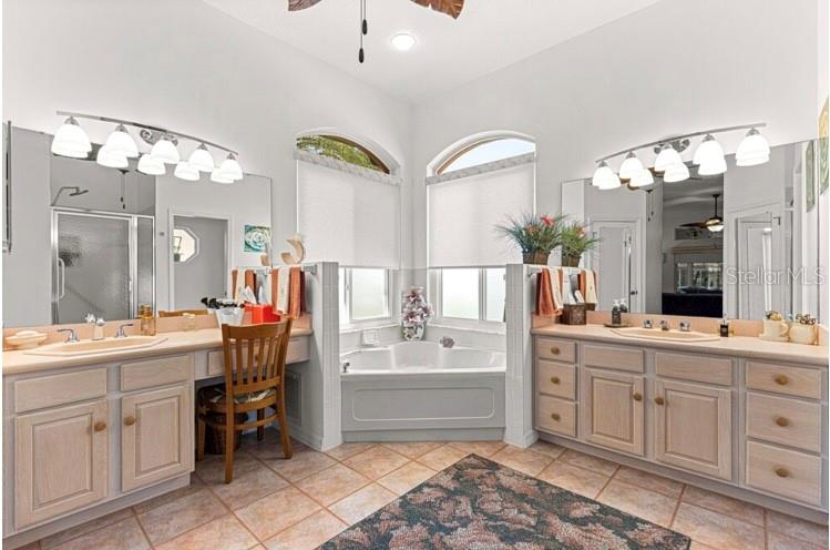 Listing photo id 9 for 10317 63rd Avenue