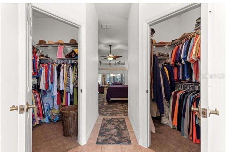 Listing photo id 10 for 10317 63rd Avenue