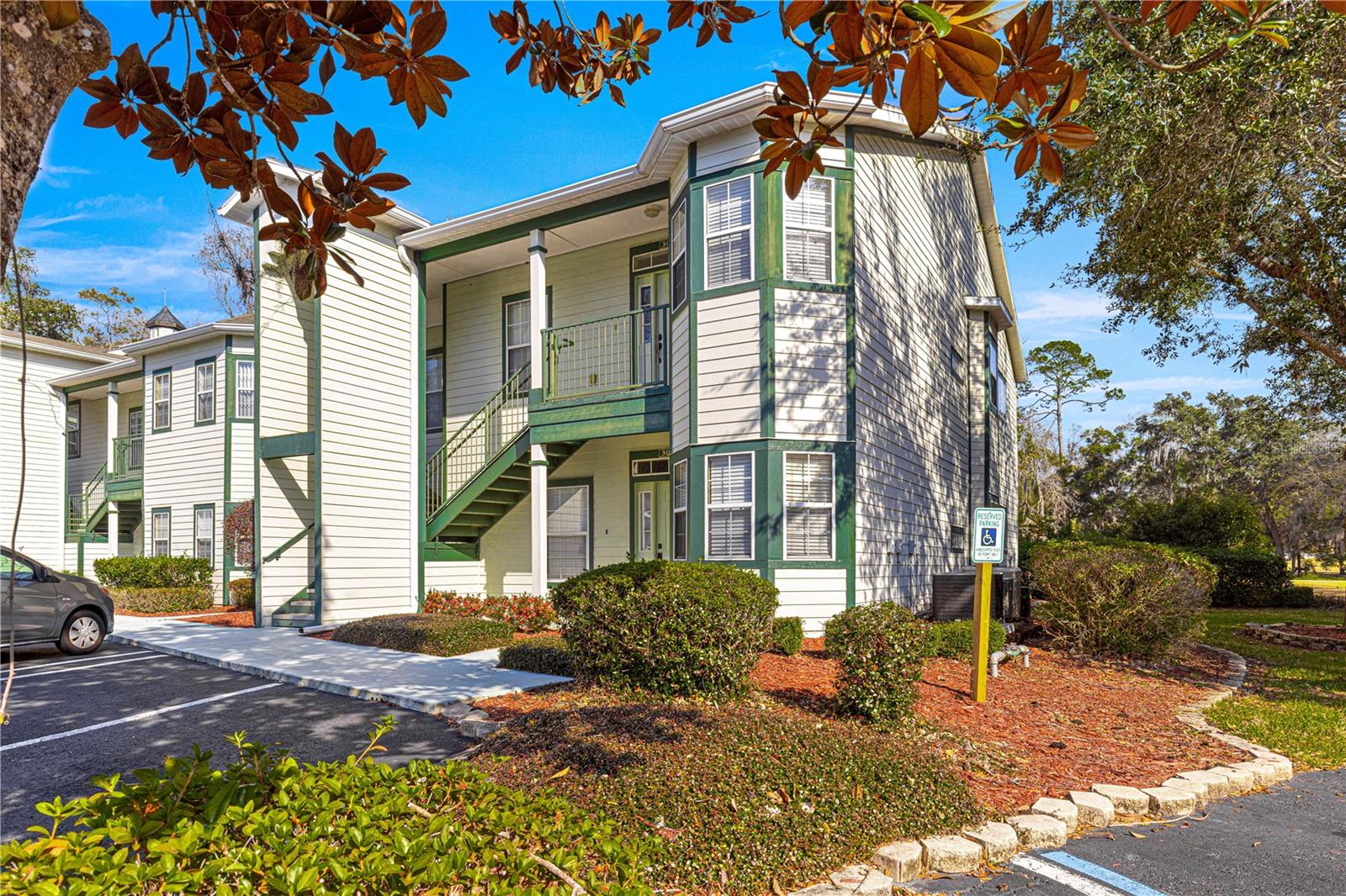 Image 29 of 41 For 231 28th Avenue 301