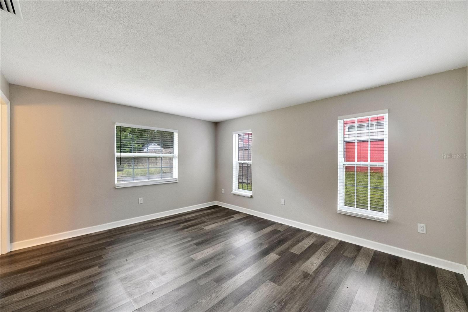 Image 12 of 20 For 2140 Bay Hills Boulevard