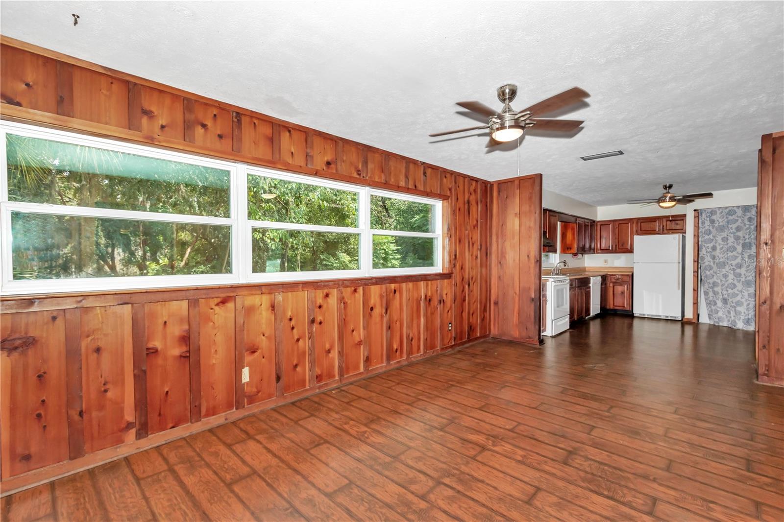 Image 13 of 45 For 3423 4th Avenue