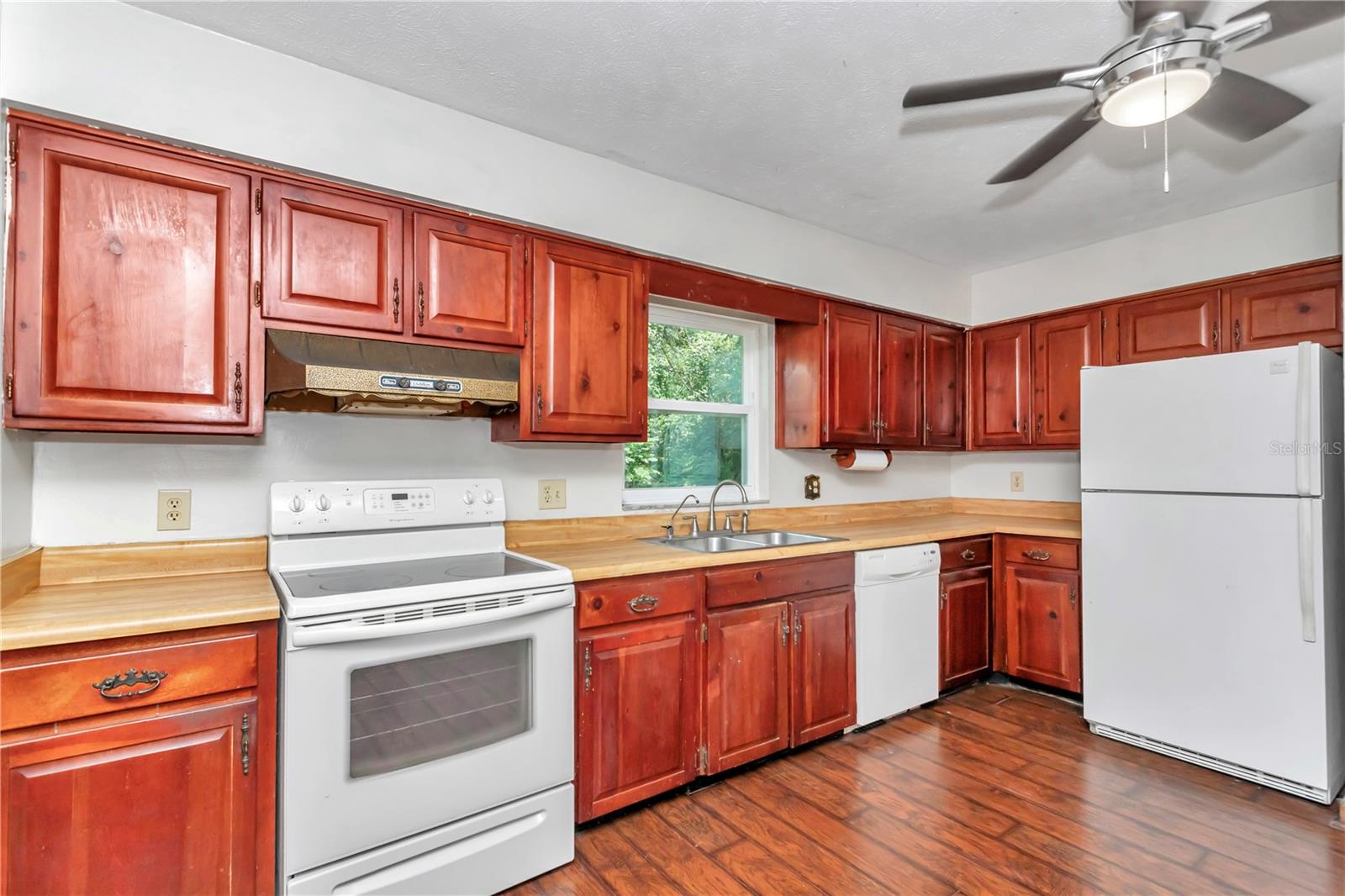Image 19 of 45 For 3423 4th Avenue