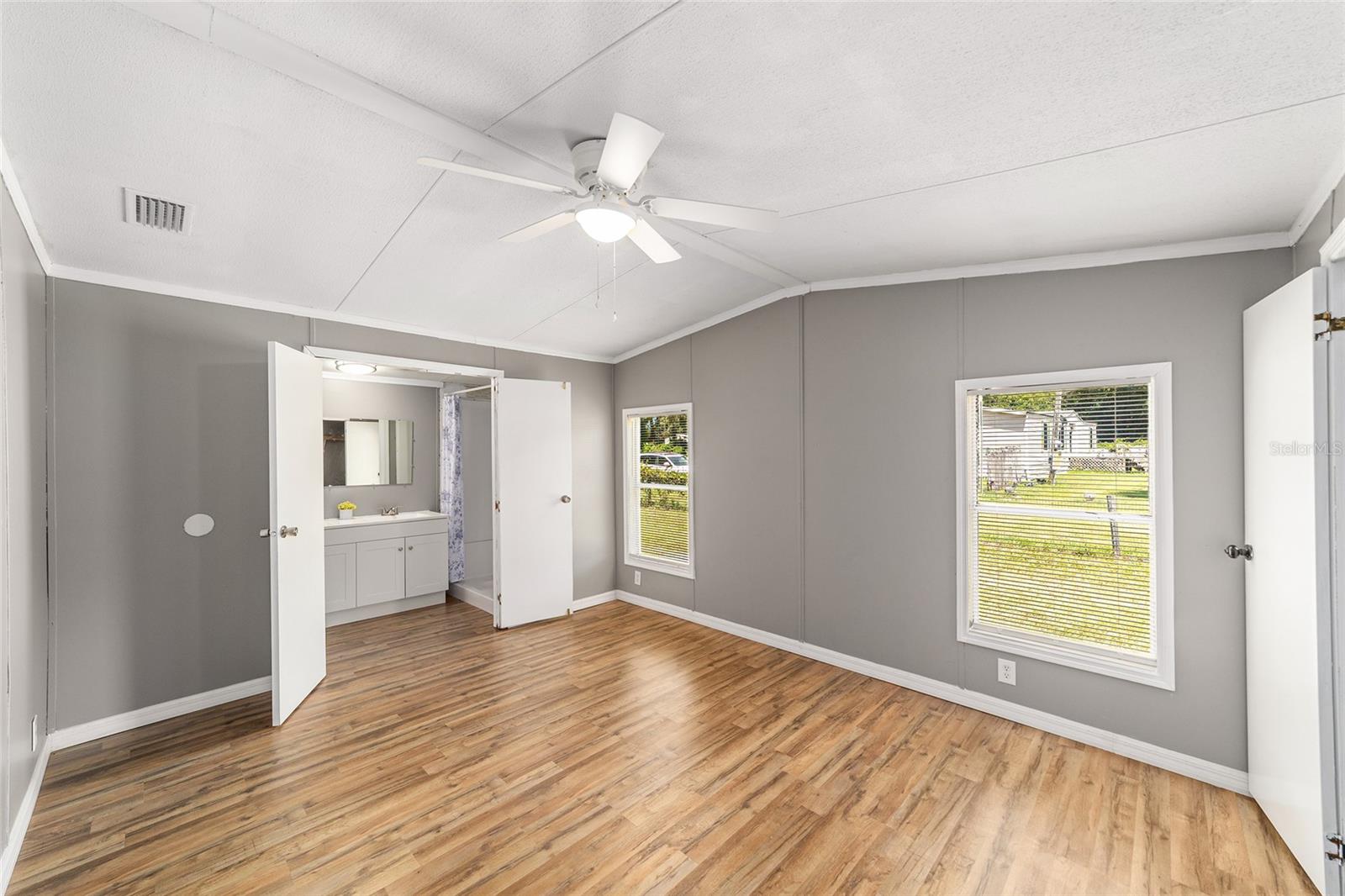 Image 22 of 37 For 2209 178th Street
