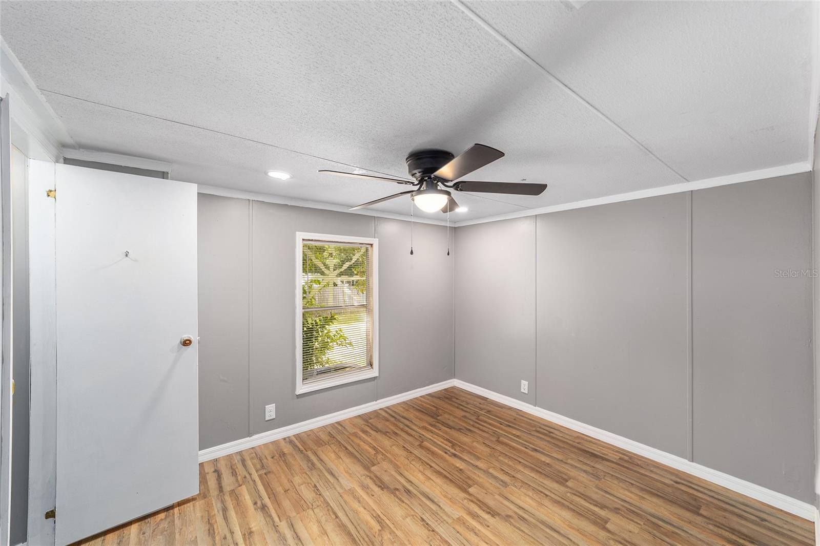 Image 31 of 37 For 2209 178th Street