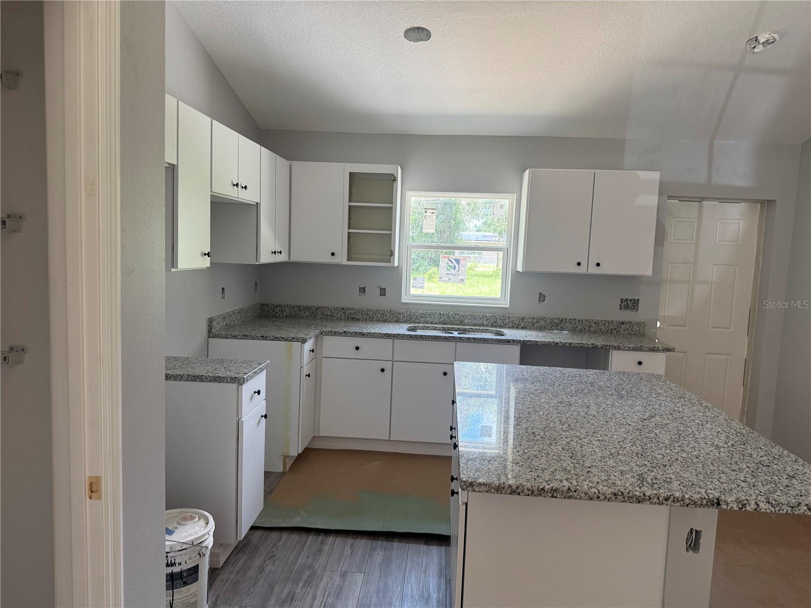Image 2 of 23 For 1707 7th Street