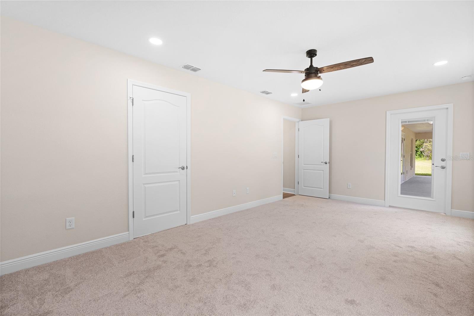 Image 22 of 41 For 8768 Salina Drive