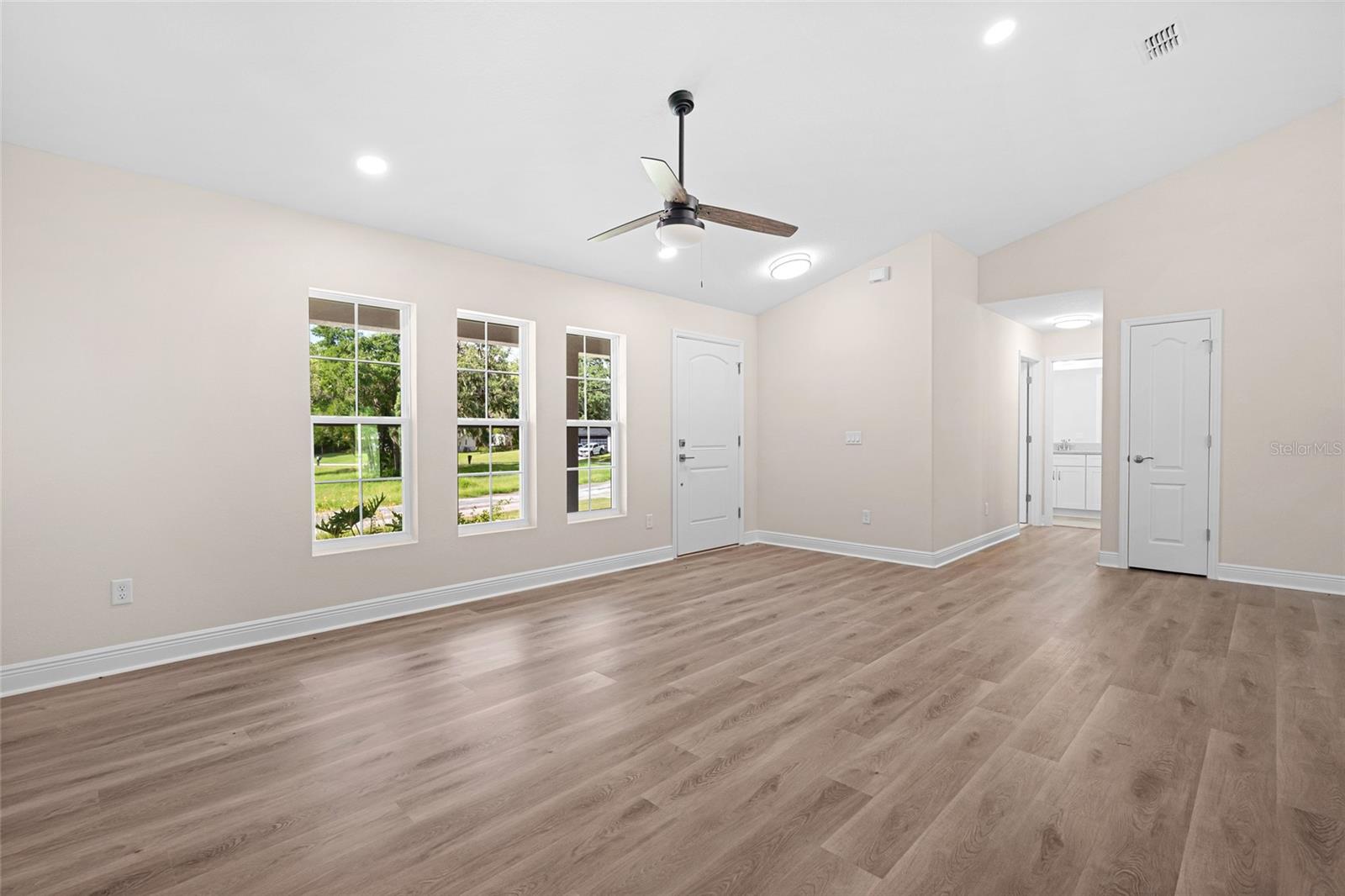 Image 6 of 41 For 8768 Salina Drive