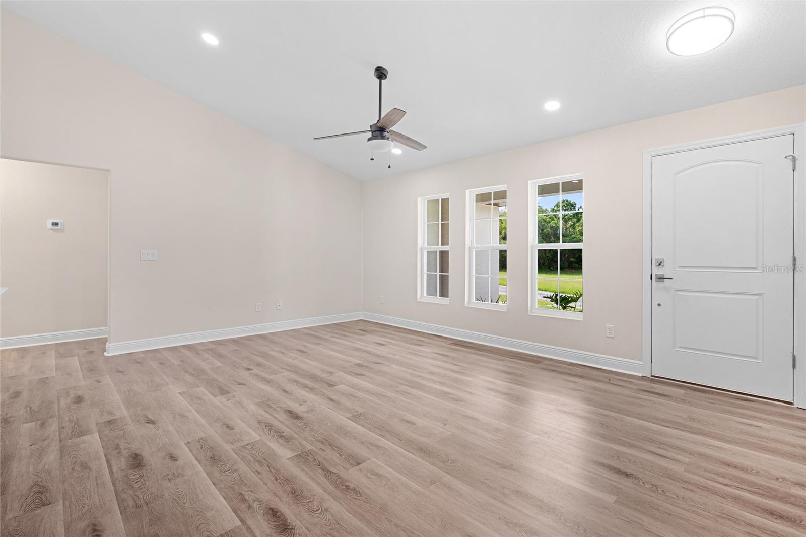 Image 8 of 41 For 8768 Salina Drive