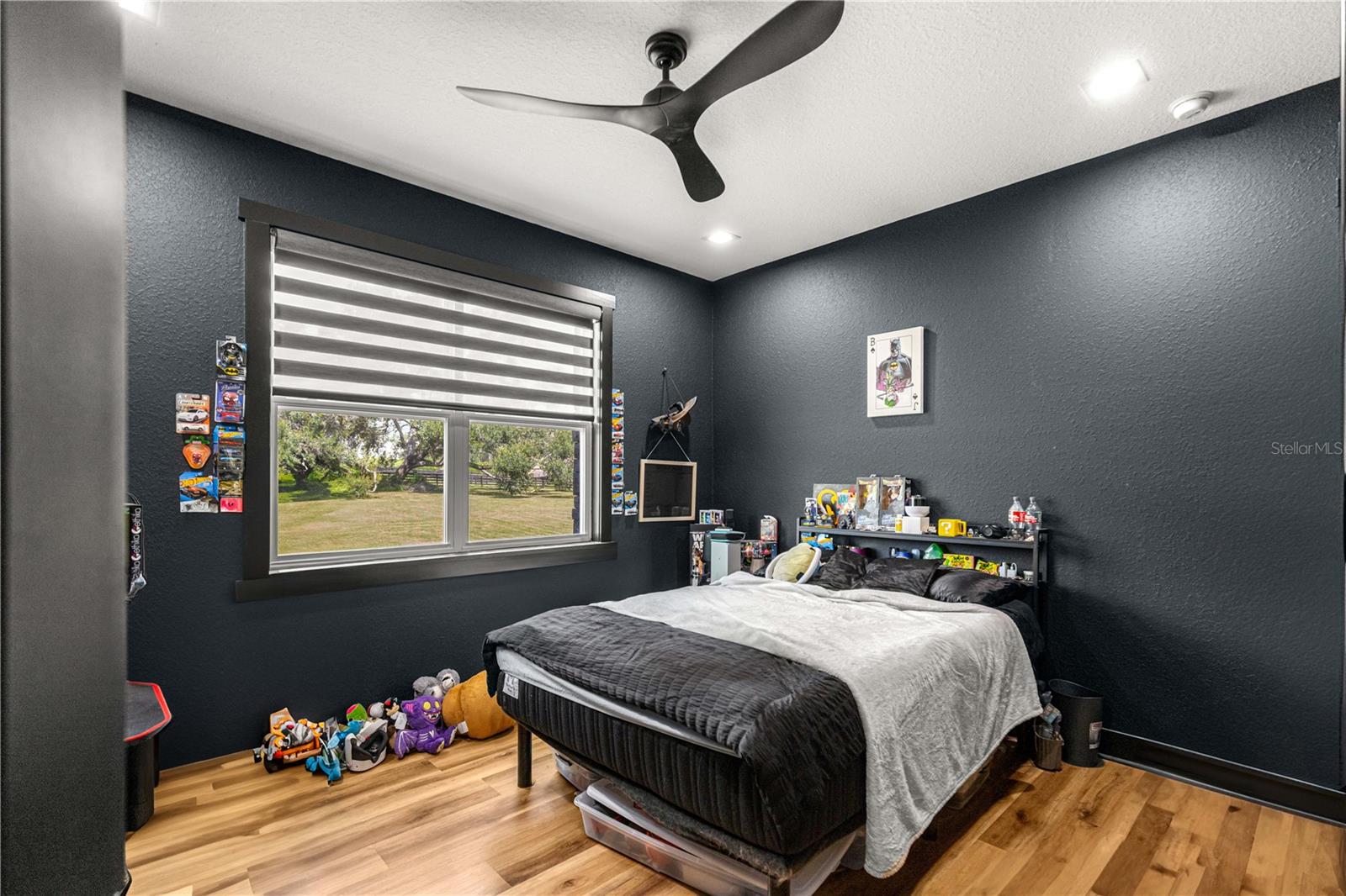 Image 38 of 64 For 9889 11 Terrace