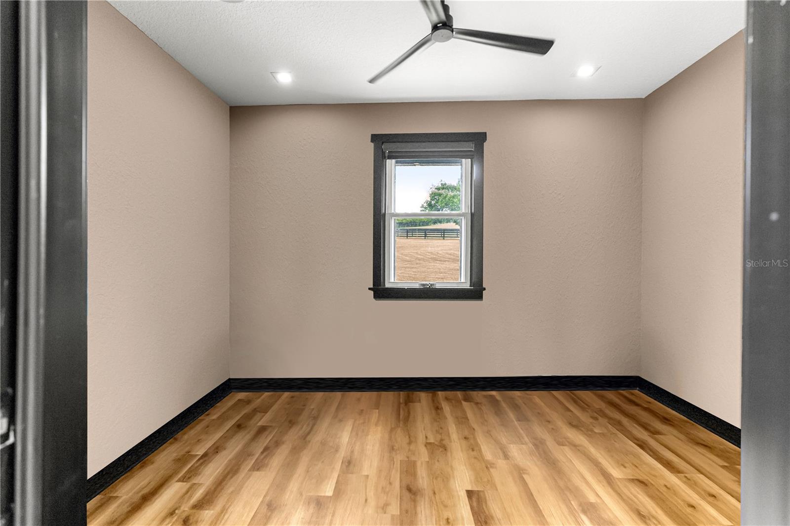 Image 48 of 64 For 9889 11 Terrace