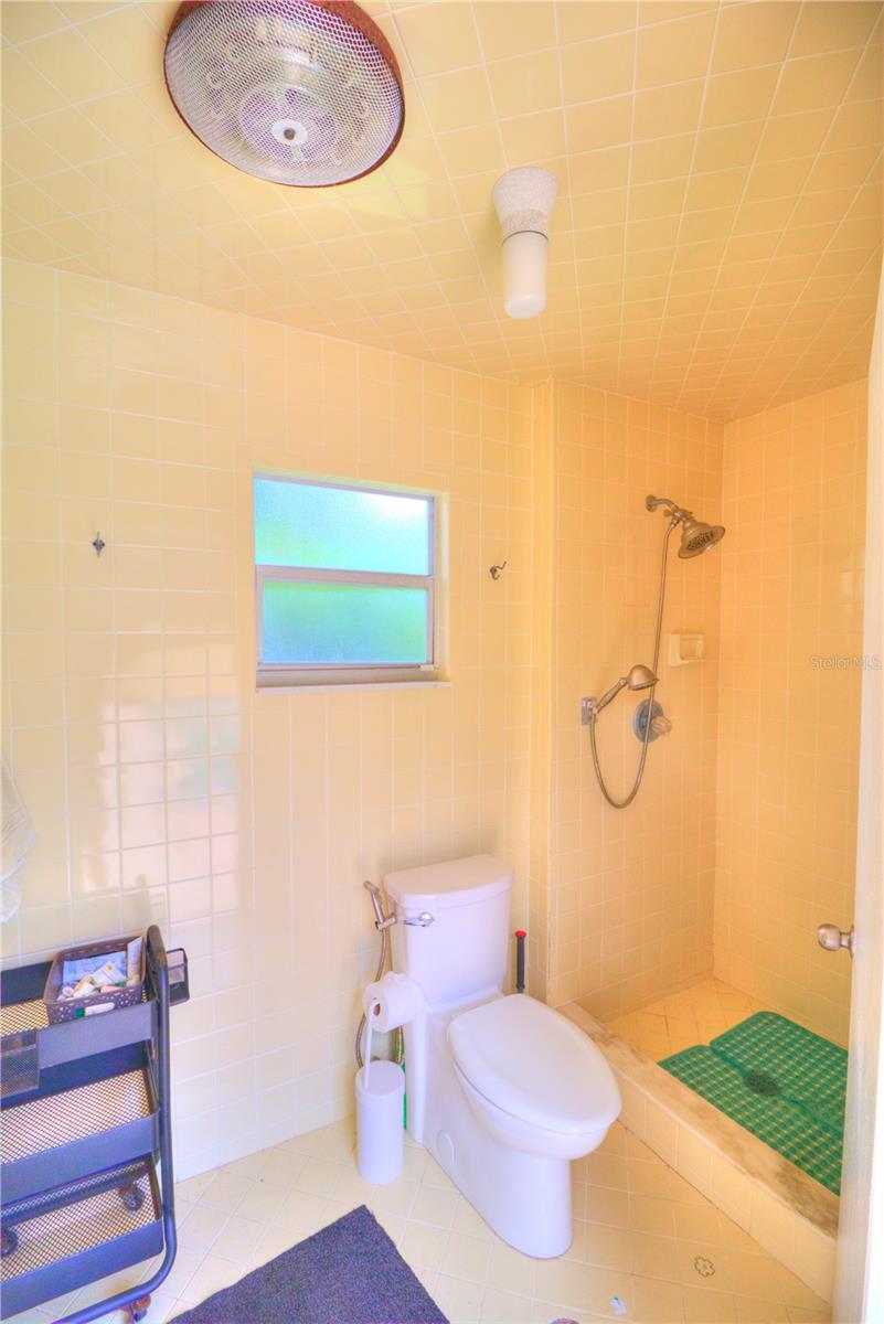 Image 11 of 38 For 2313 7th Street