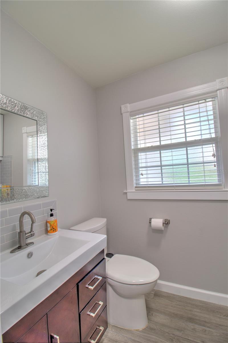 Image 30 of 38 For 2313 7th Street