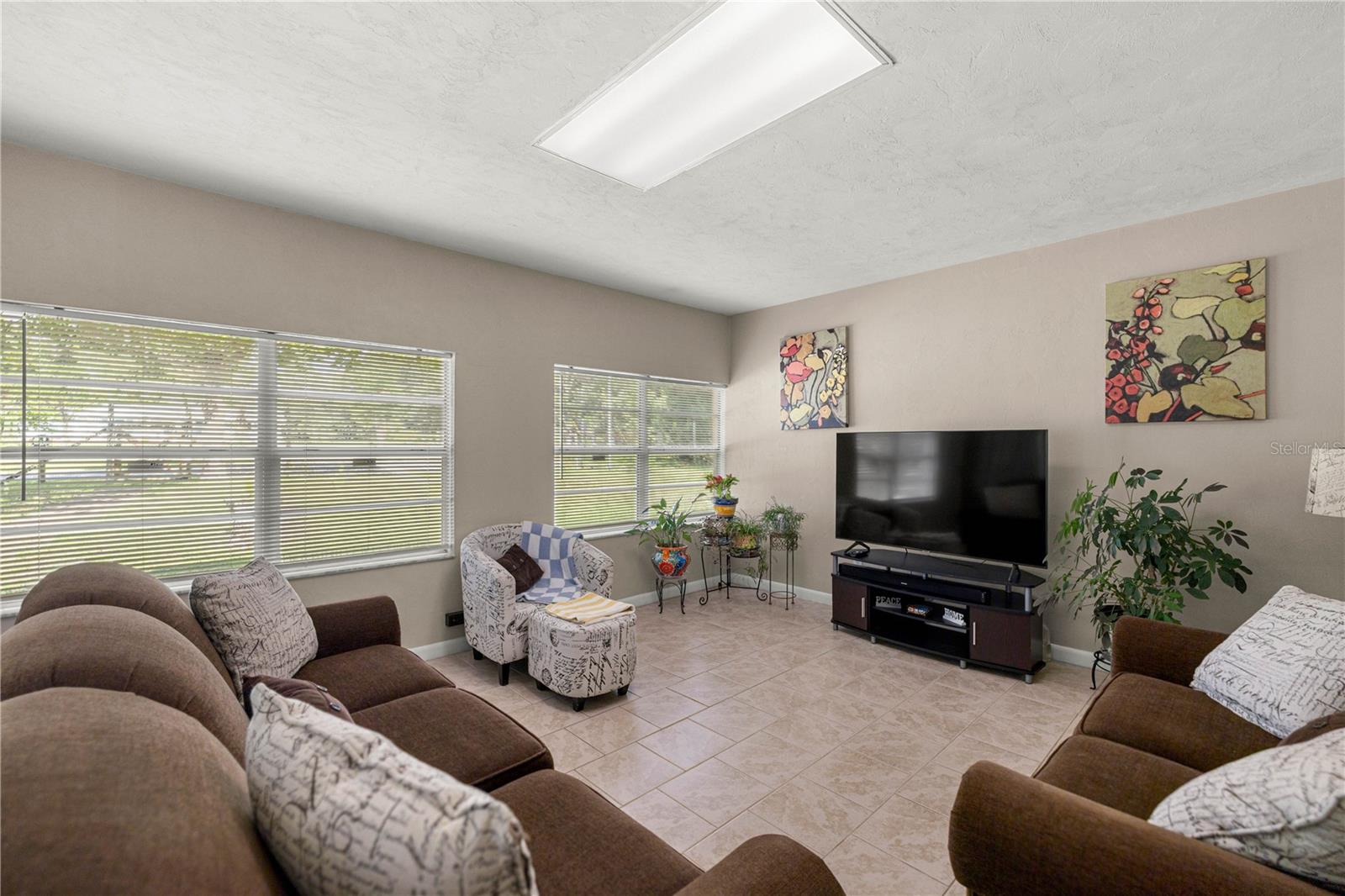 Image 19 of 42 For 6251 101st Terrace