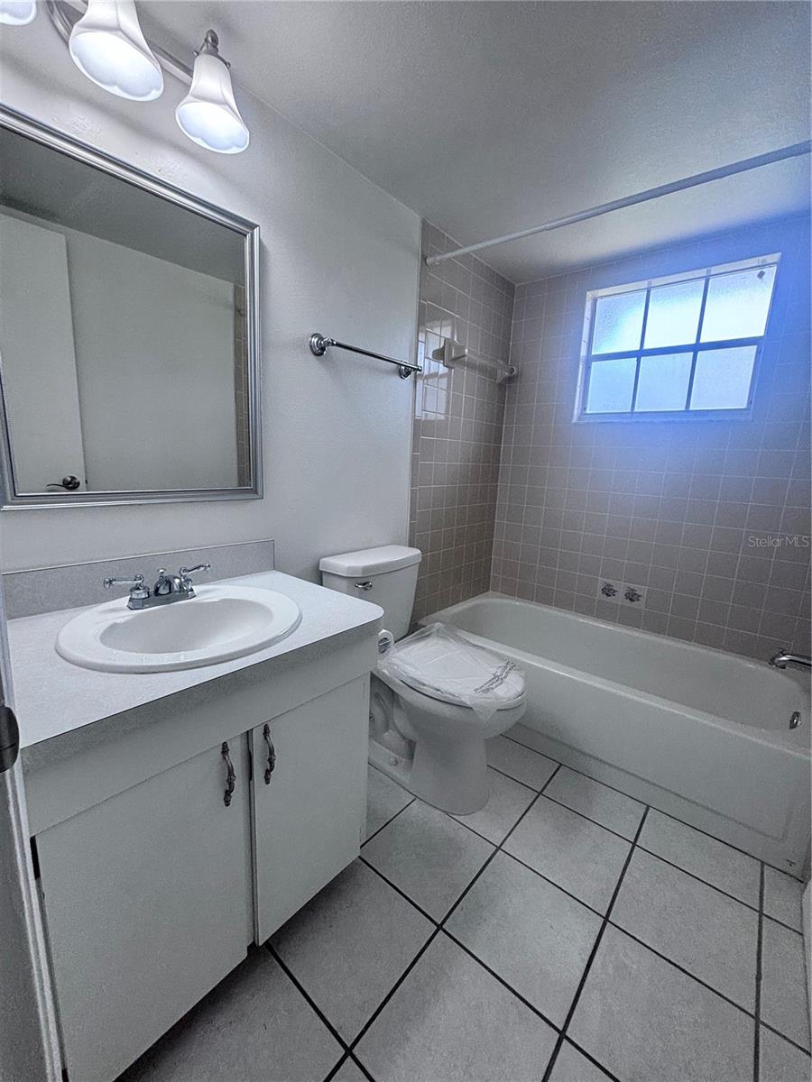 Image 5 of 18 For 576 Fairways Lane M203