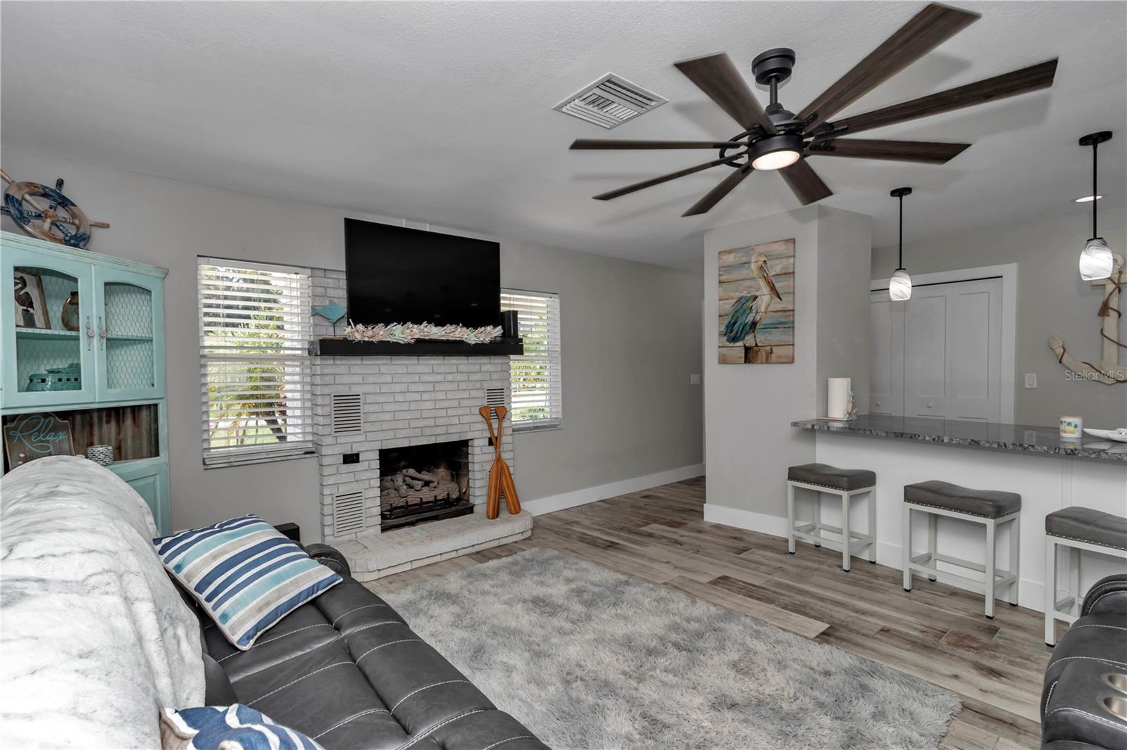 Image 12 of 47 For 1409 4th Avenue