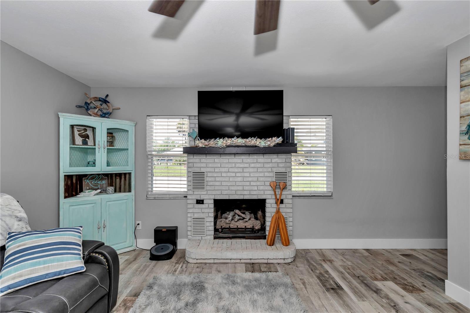Image 16 of 47 For 1409 4th Avenue