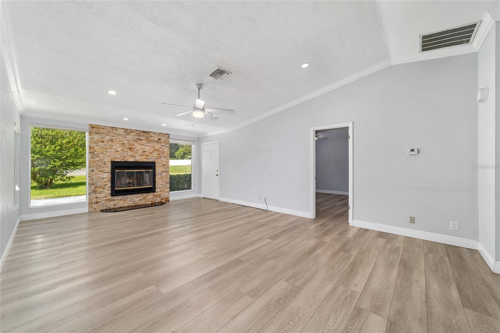 Image 20 of 65 For 275 42nd Street