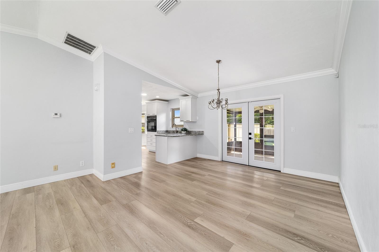 Image 23 of 65 For 275 42nd Street