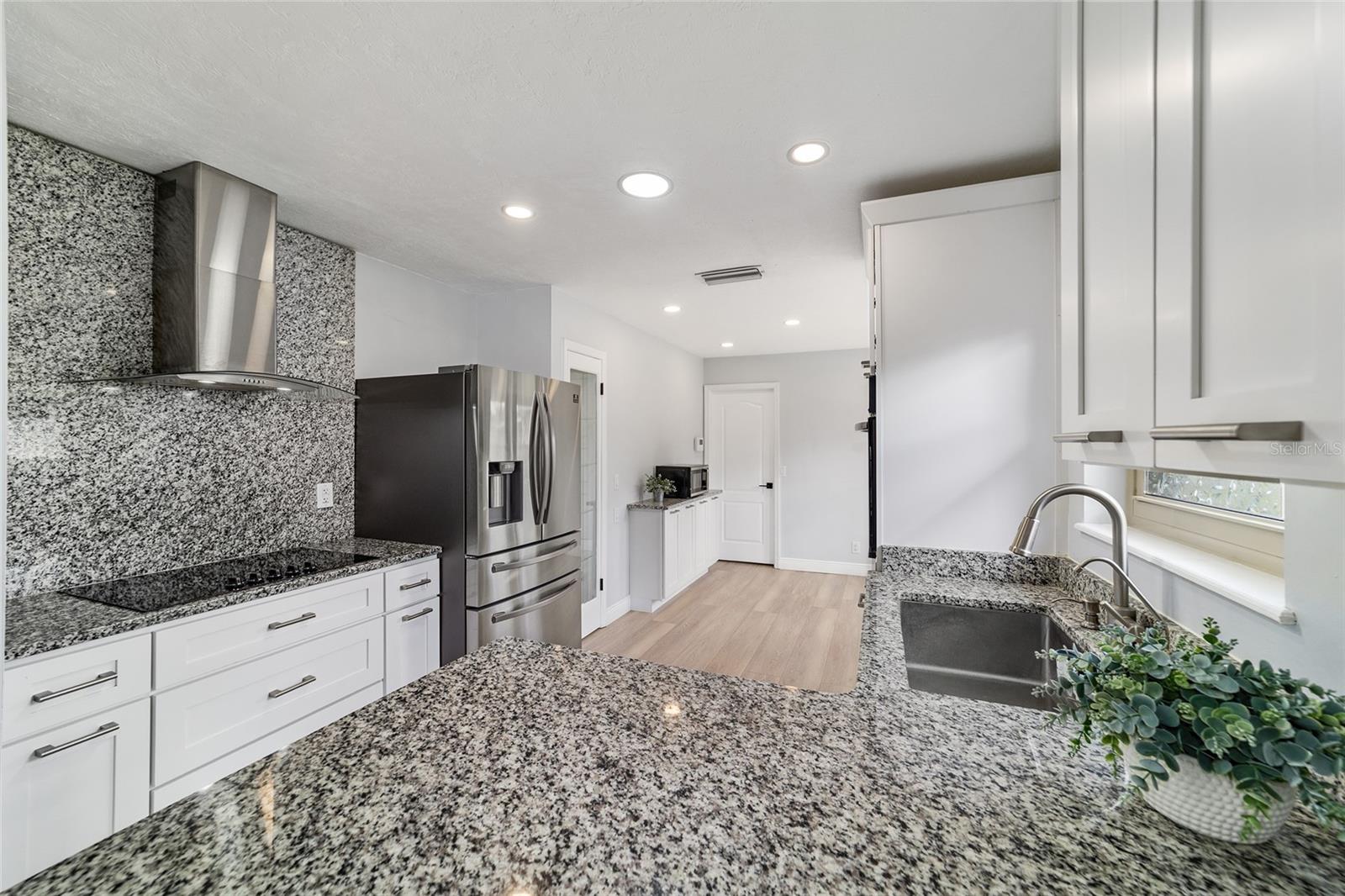 Image 3 of 65 For 275 42nd Street