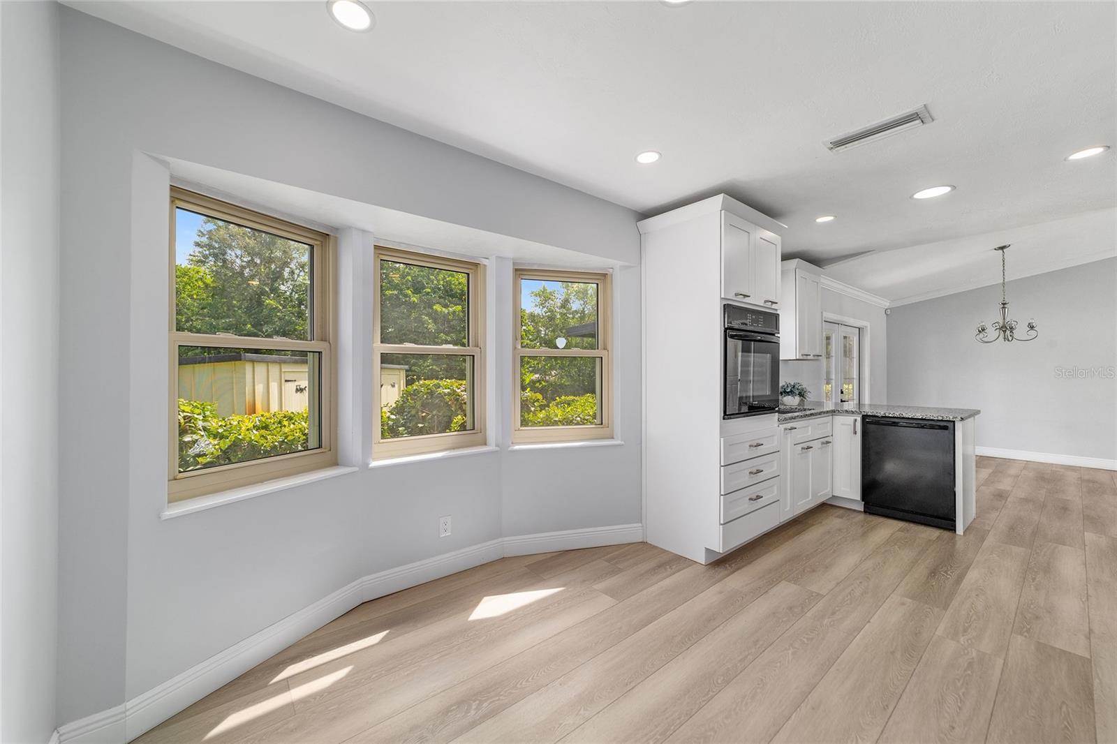 Image 33 of 65 For 275 42nd Street
