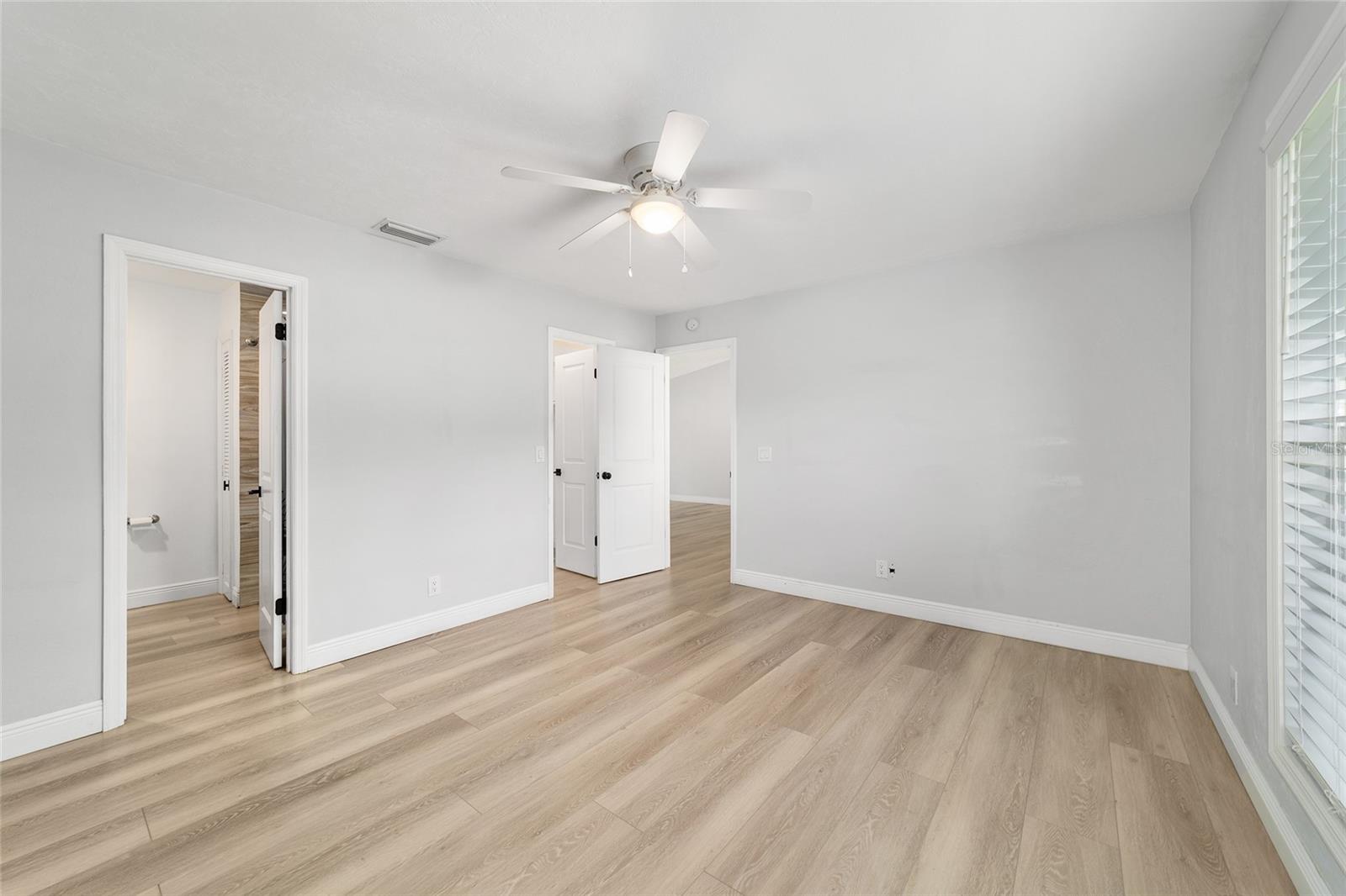 Image 36 of 65 For 275 42nd Street