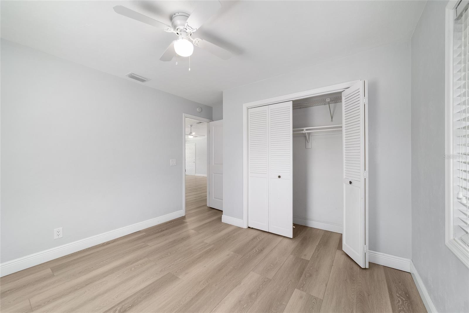 Image 48 of 65 For 275 42nd Street
