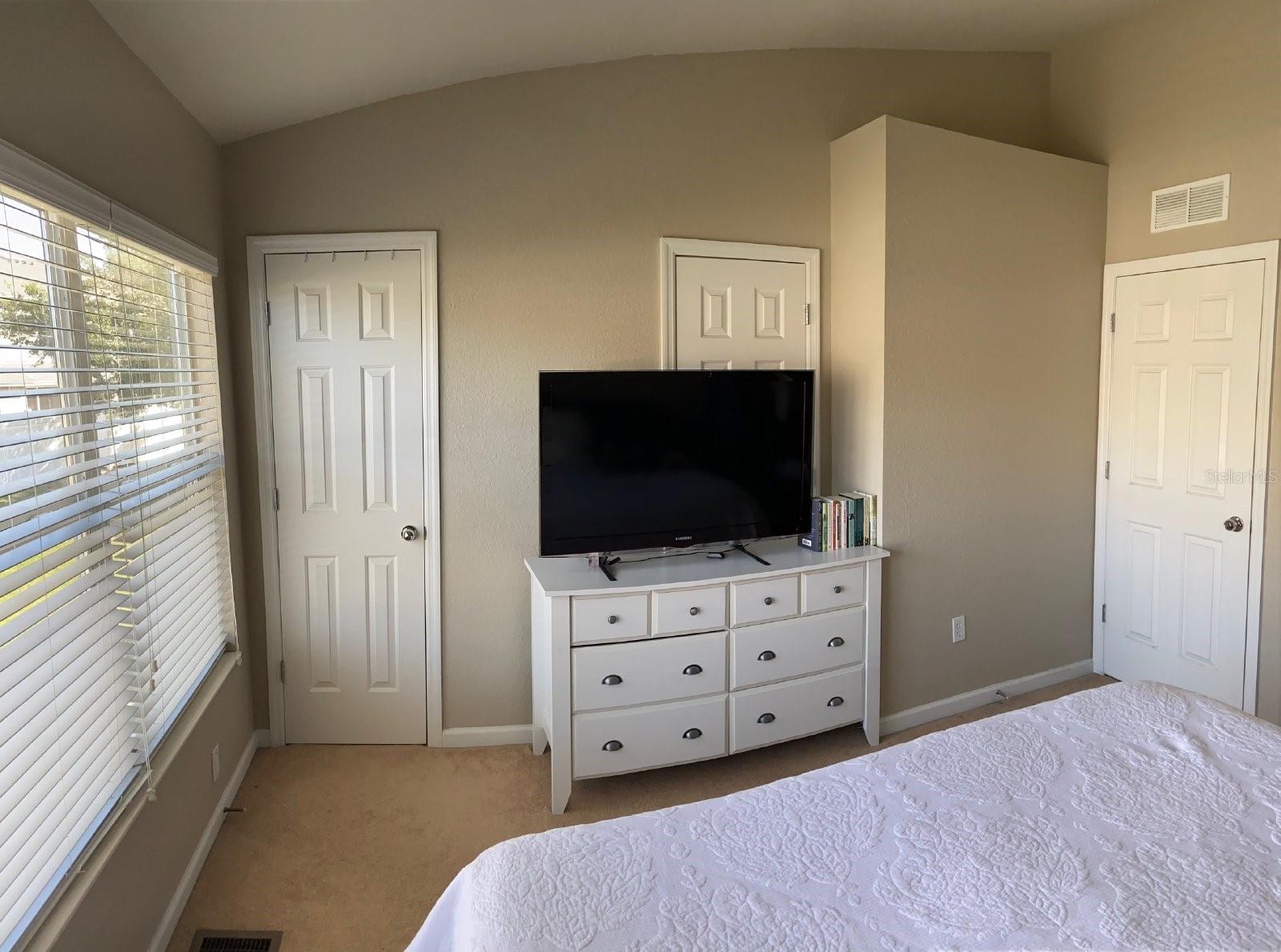 Image 12 of 28 For 4482 49th Avenue