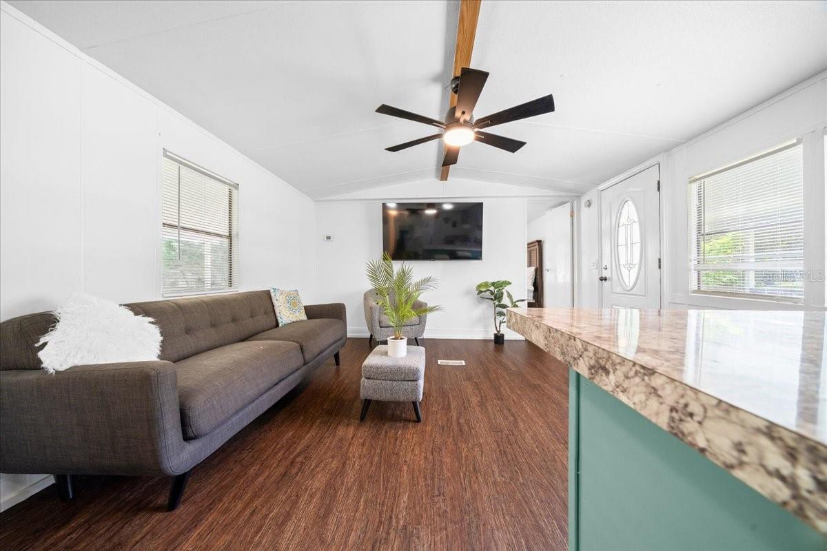 Image 18 of 40 For 3001 17th Street