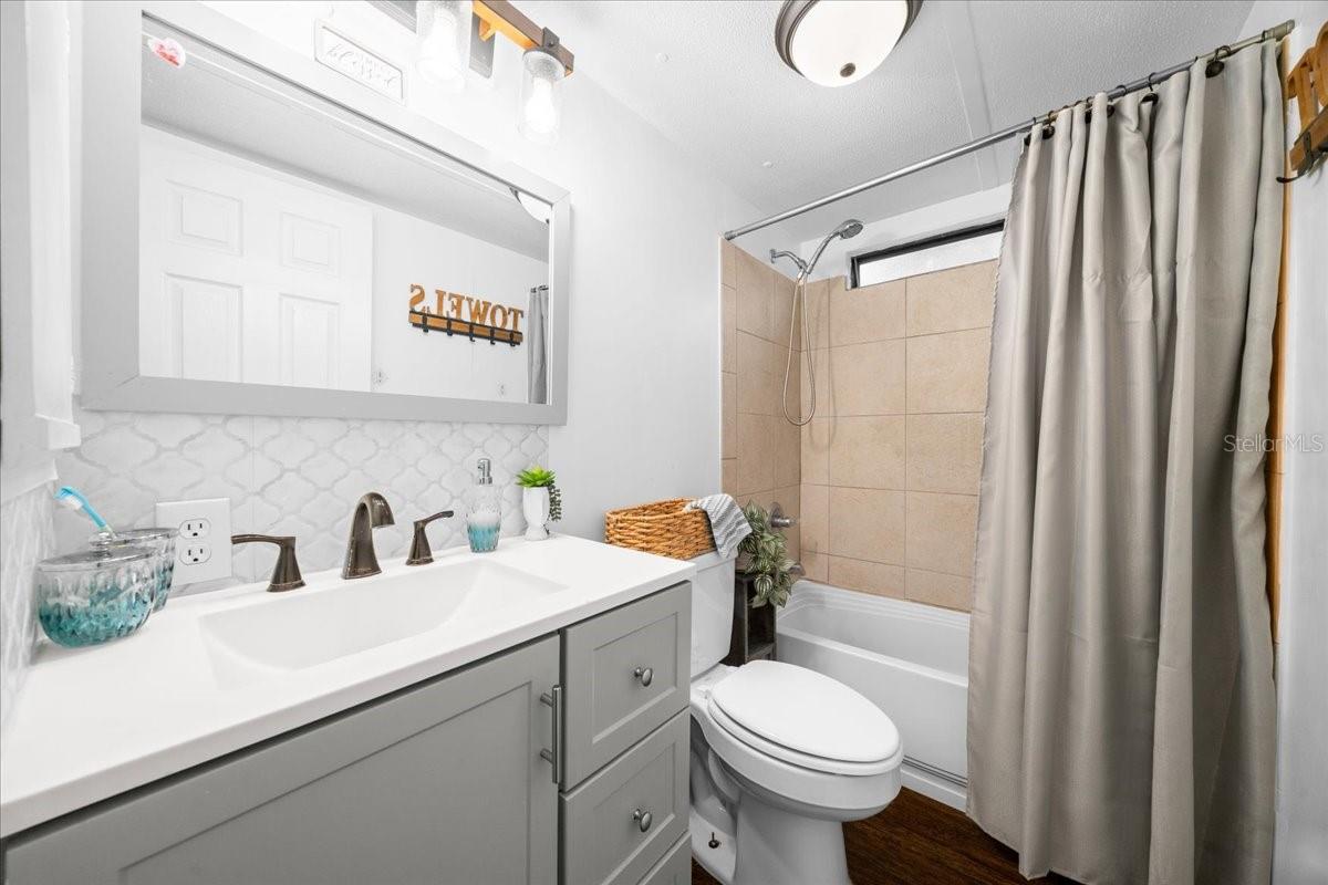 Image 8 of 40 For 3001 17th Street