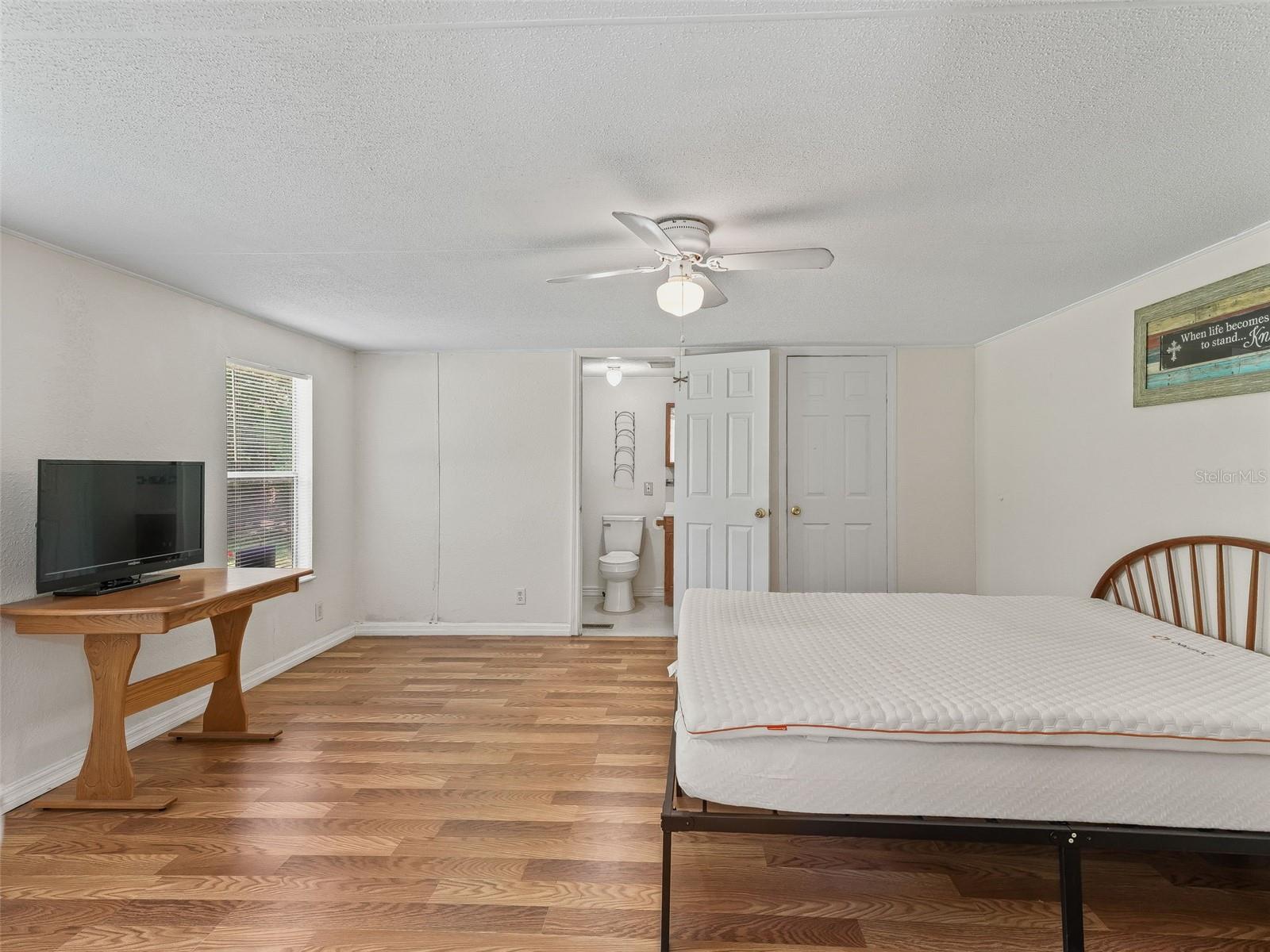 Image 11 of 32 For 7211 55th Avenue